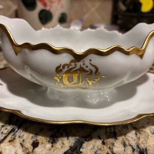 Elegant White and Gold Gravy Boat